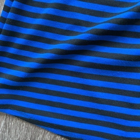 A pea in the Pod Striped maternity dress. Large - Picture 4 of 11